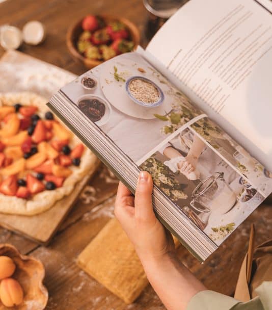 6 polskich książek kucharskich, w których znajdziesz przepisy na najmodniejsze dania