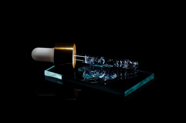Jak odkryć swój unikalny zapach dzięki próbkom niszowych perfum?